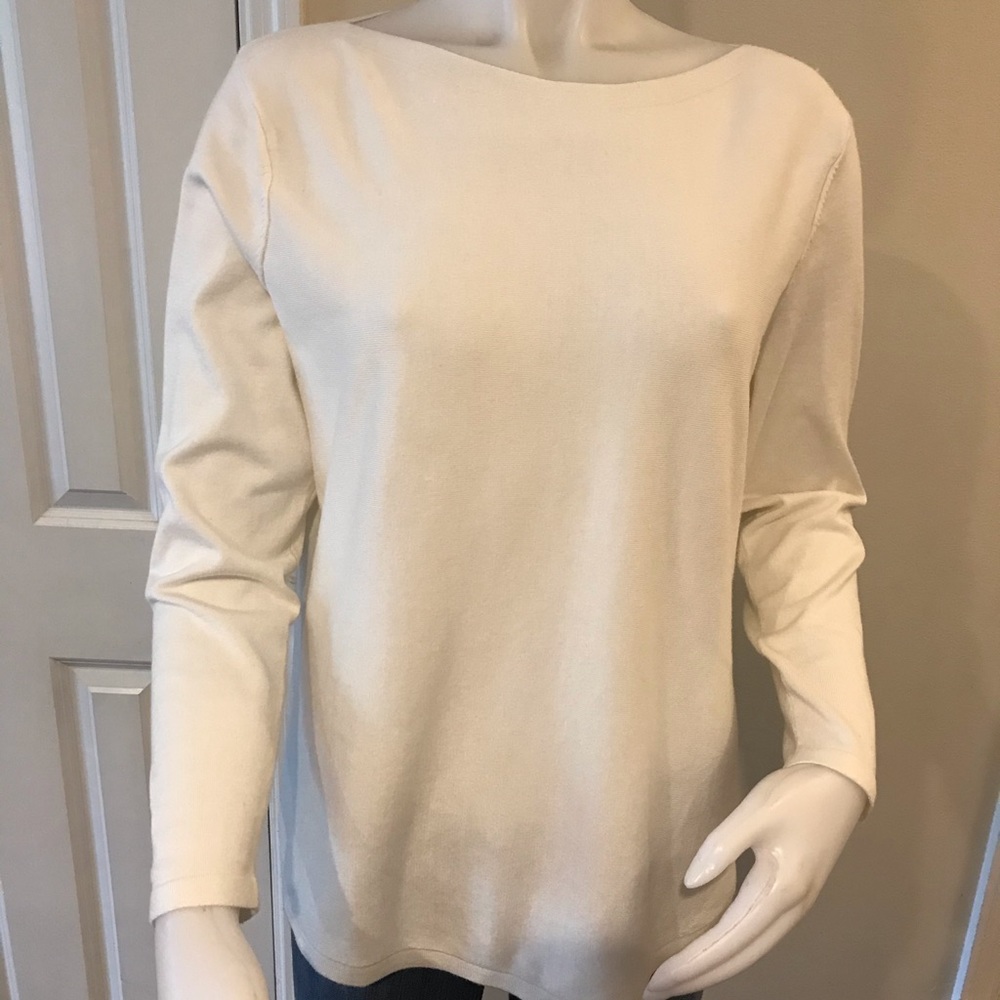 Chico’s cute shirt